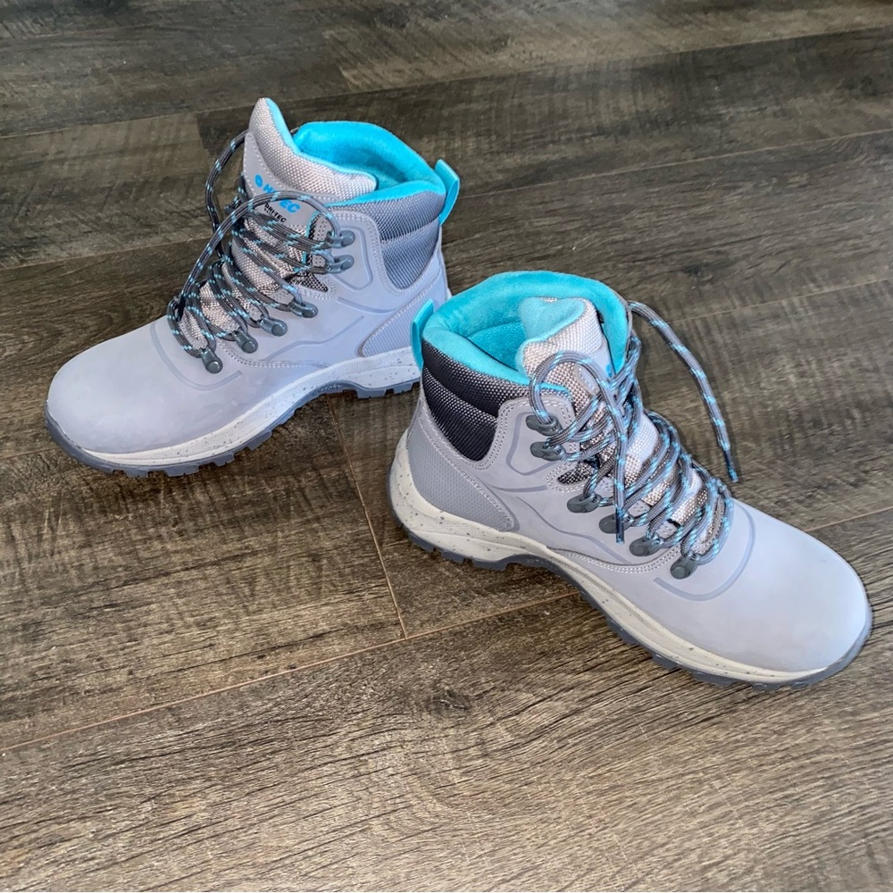 NWOT Hi-Tec Altitude Women’s Hiking Outdoor Boots 8.5 Waterproof